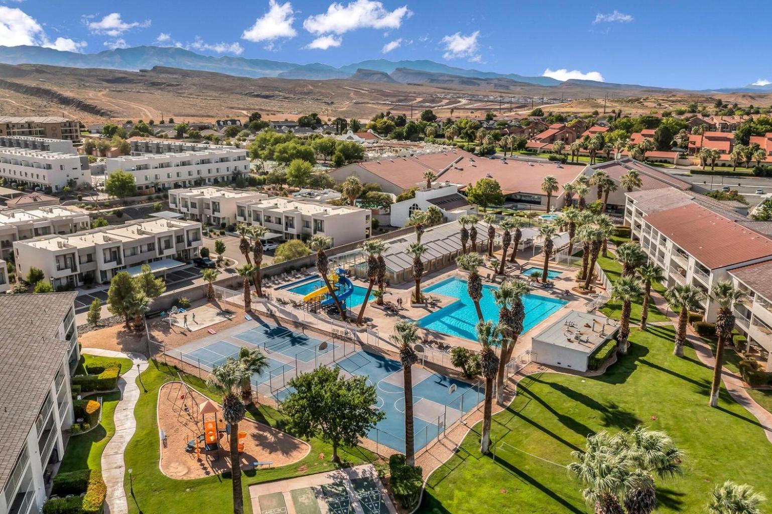 Modern Resort Condo - Pools, Courts & Scenic Views Σεντ Τζορτζ Εξωτερικό φωτογραφία